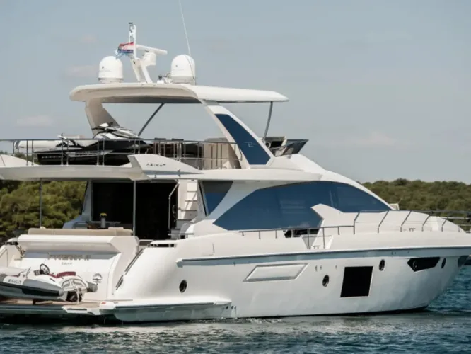 Motor yacht
