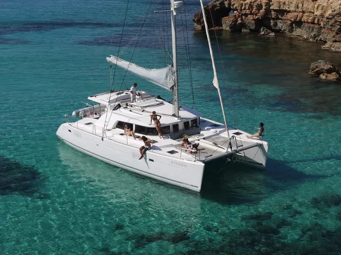 Lagoon 440