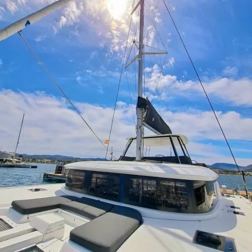 Mast + Sun Deck