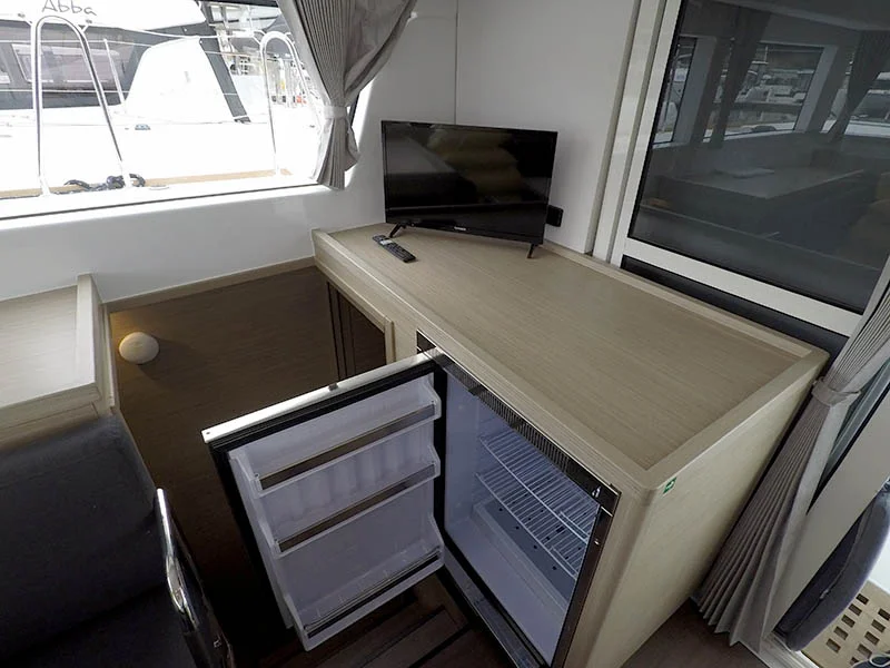 Lagoon 40