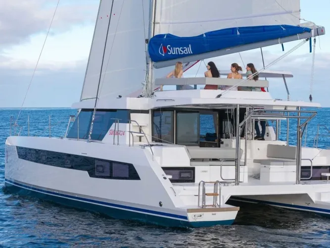 Sunsail 424/4/4 Premium Plus