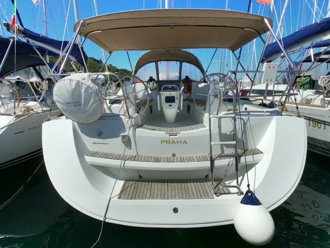 Main image