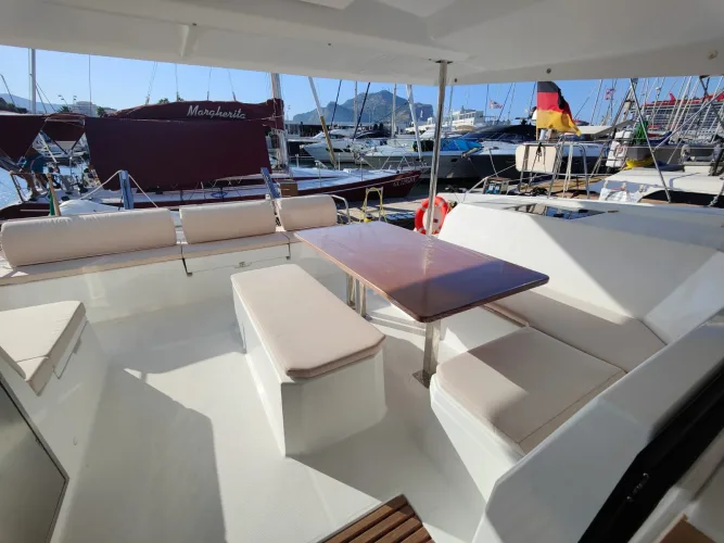 cockpit table