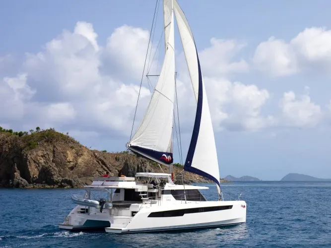 Moorings 5000-6 Club