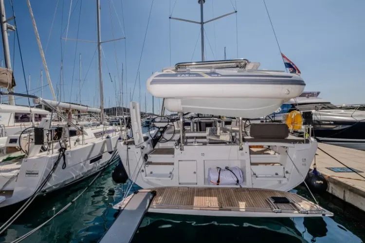 Dufour 48