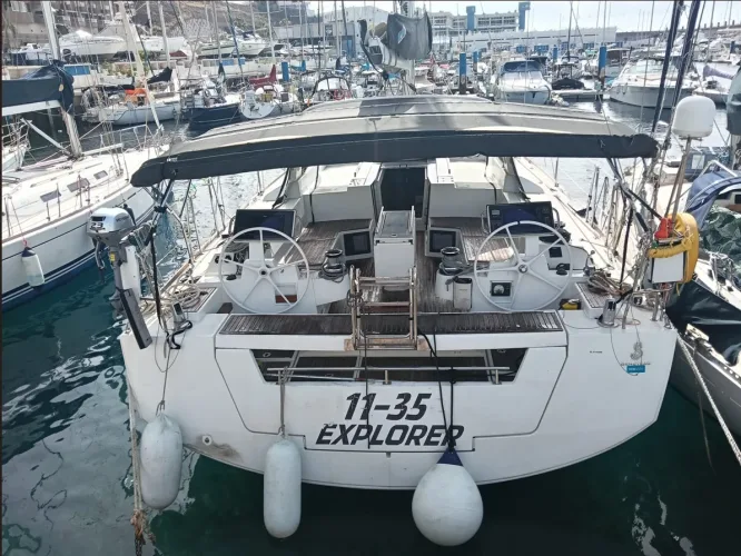 EXPLORER