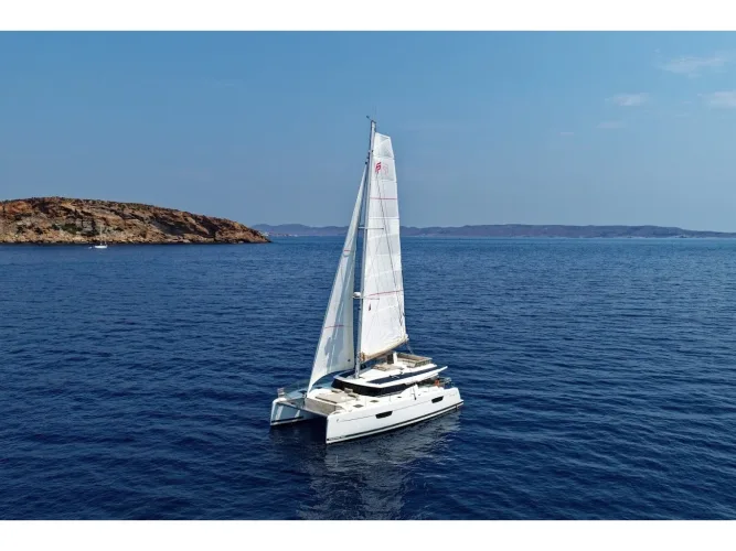 Helidoni - Skippered