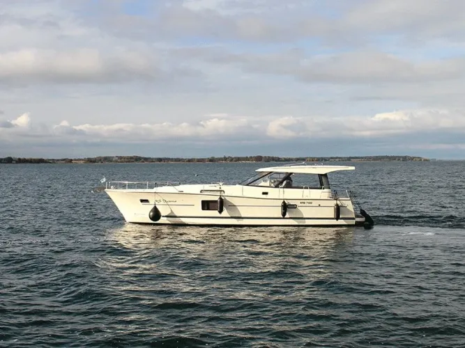 Delphia Escape 1350