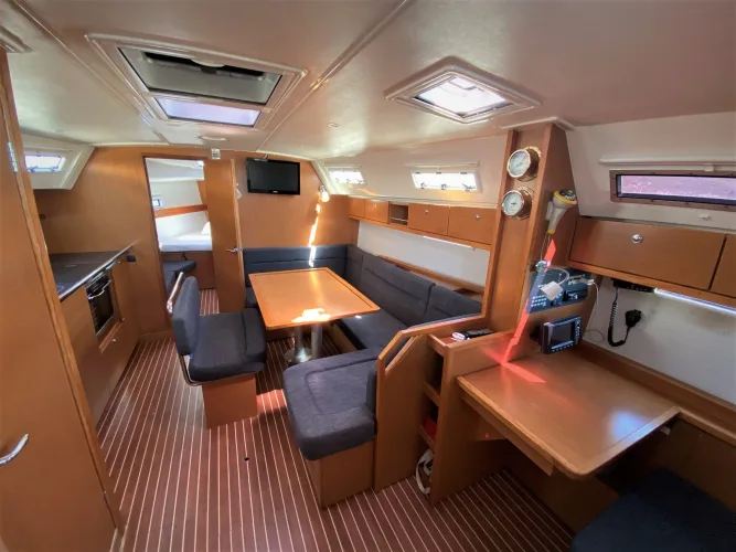 Saloon image