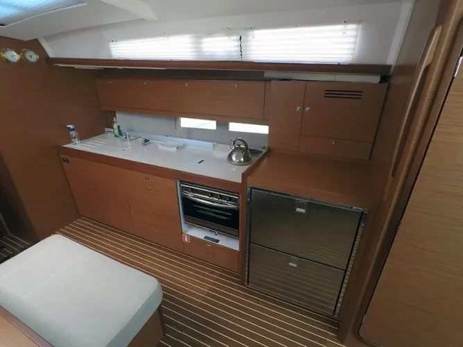 Dufour 460