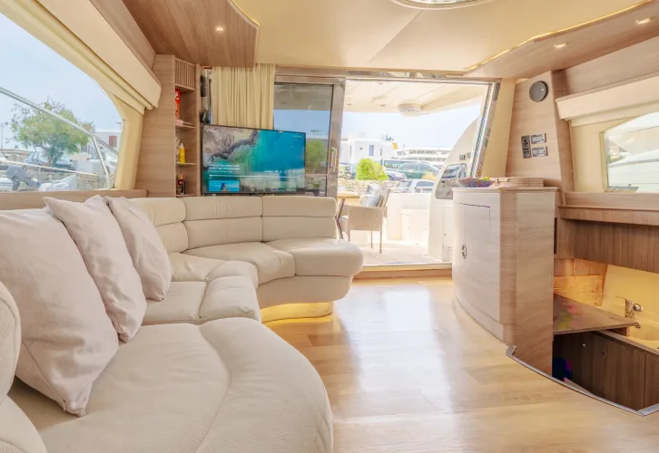 Azimut 58