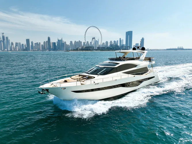 Motor yachts