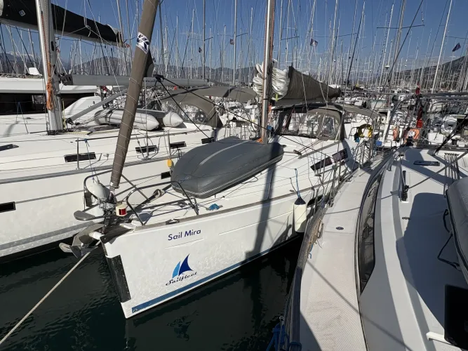 Sail Mira