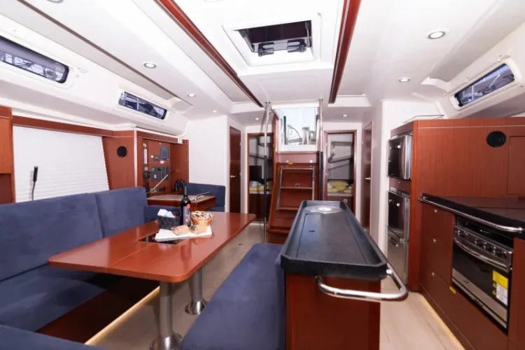 Hanse 505