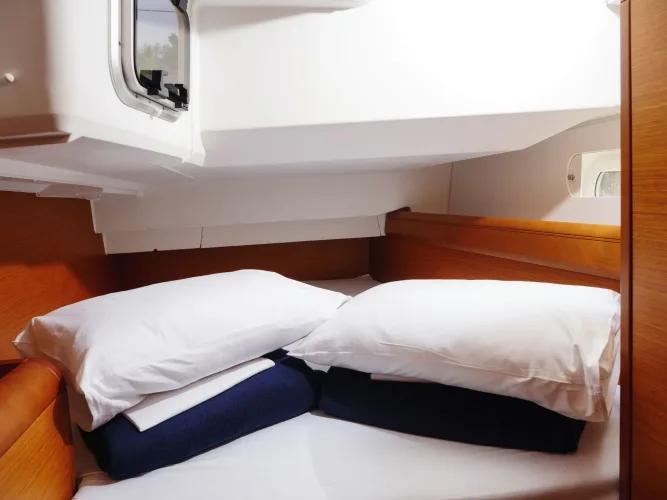 Interior - cabin (photo taken 2019)