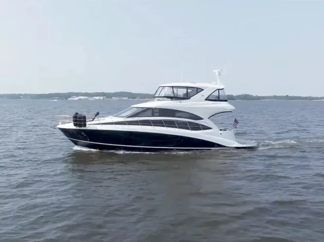 Motor yachts