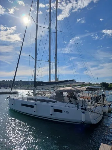 Thalassa Nova
