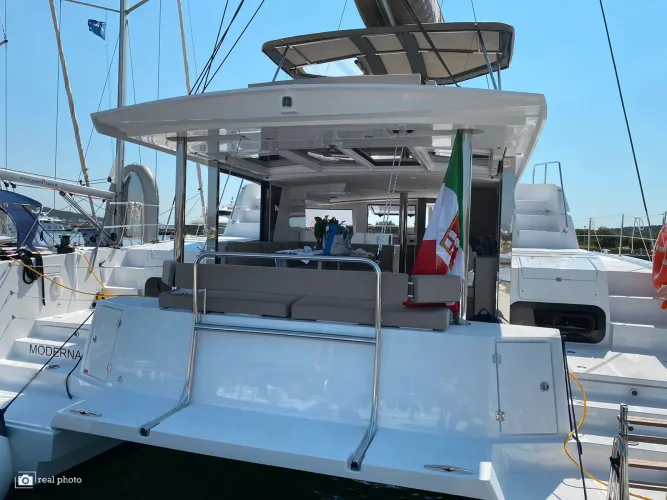 Moderna - A/C, Generator, WM, Solar Panel, BBQ